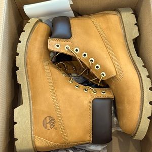 Men’s Timberland boot size 9